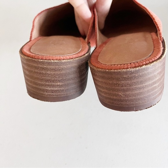 Madewell The Alicia Mule in Corduroy Suede in Rust Brick - Picture 10 of 11